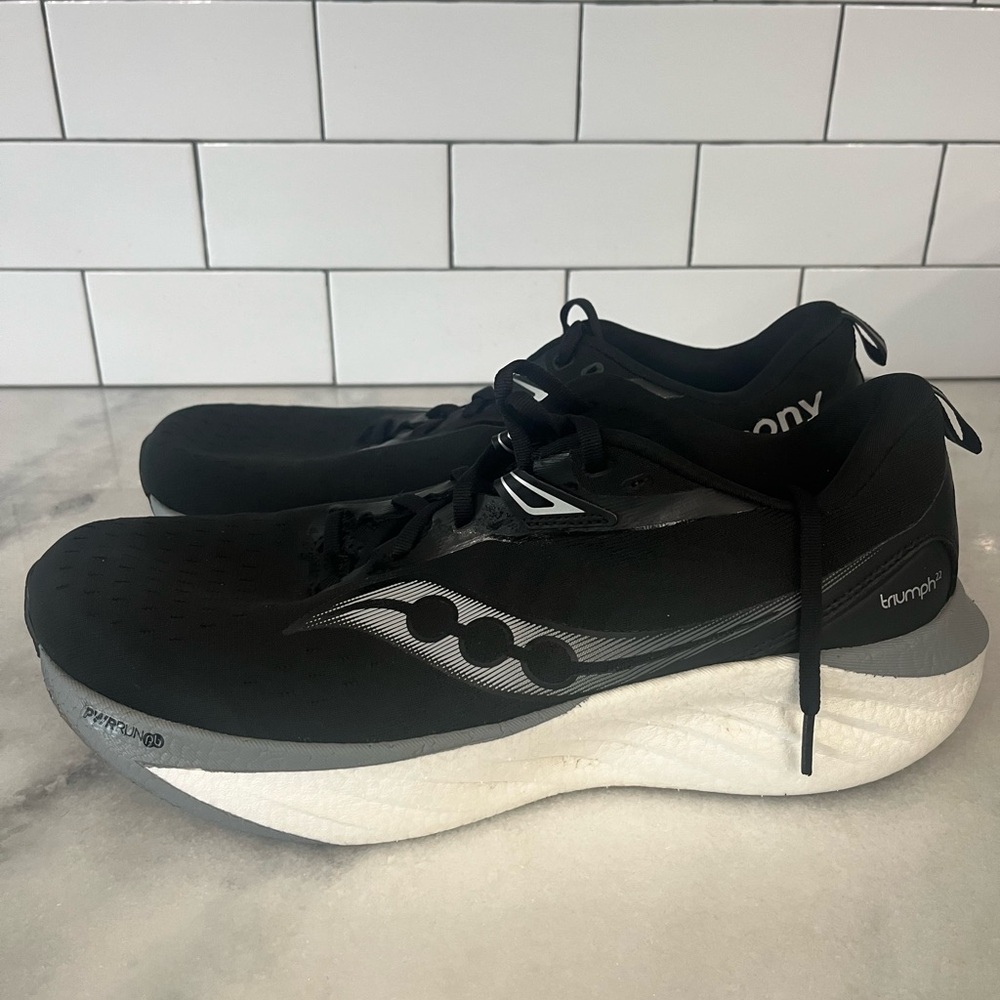 Saucony Men's Black Running Shoes